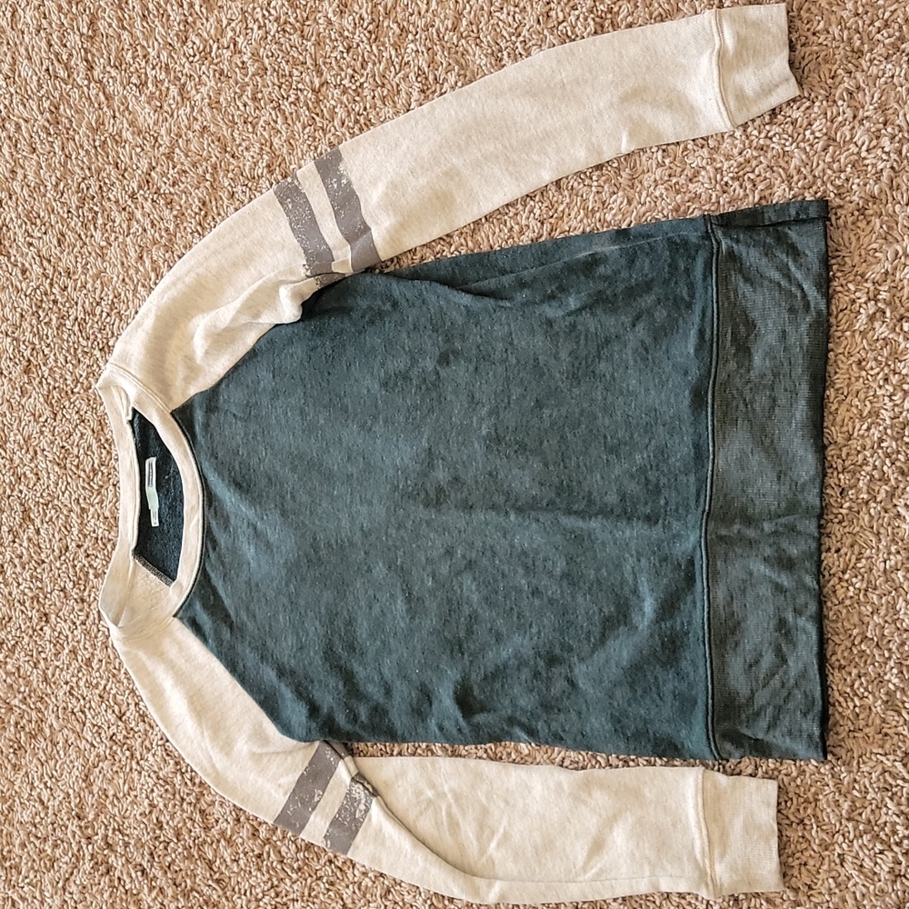 Maurices sweater
